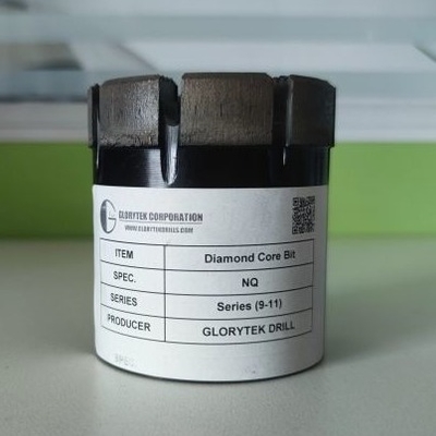 Schwarzer Diamant-Kernbohrer für Stahlbetonwand