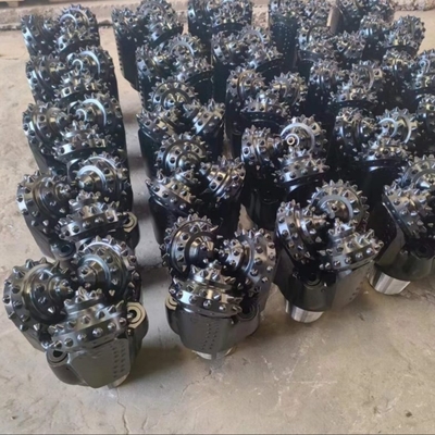 Luftbohrungen IADC 545 Hard Rock Tricone Bit für Ölbrunnen mit elastomerdichtem Lager