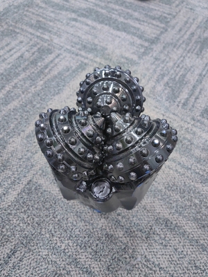 6 1/2 &quot;IADC837 Hochwertige Hoch Bohrfähigkeit Tricone Bit für die Ölforschung