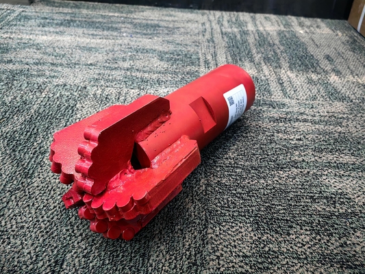 PDC Drag Bit 135mm 5wing 2 3-8API REG Thread PDC Bohrgerät für Wasser- und Geothermiebohrungen