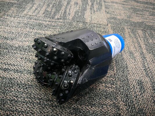 IADC637 6 1/2 Zoll Tricone Rock Bit mit Wolframkarbid-Einsätzen für das Bohren harter Formationen